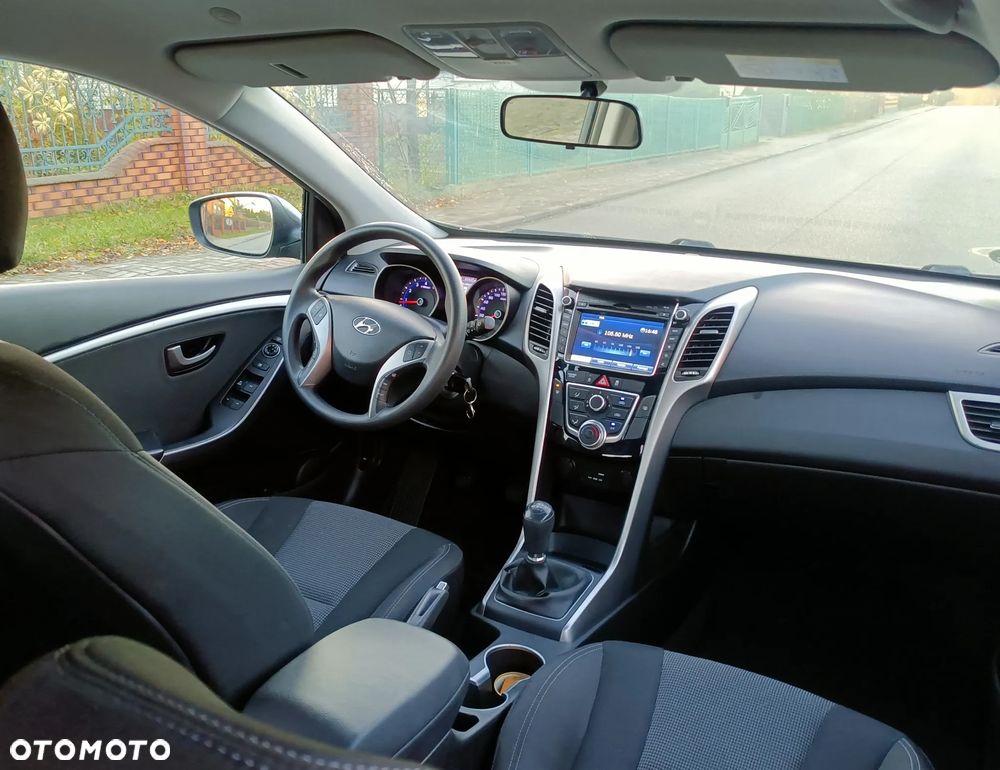 Hyundai i30 1.4 Classic + - 14