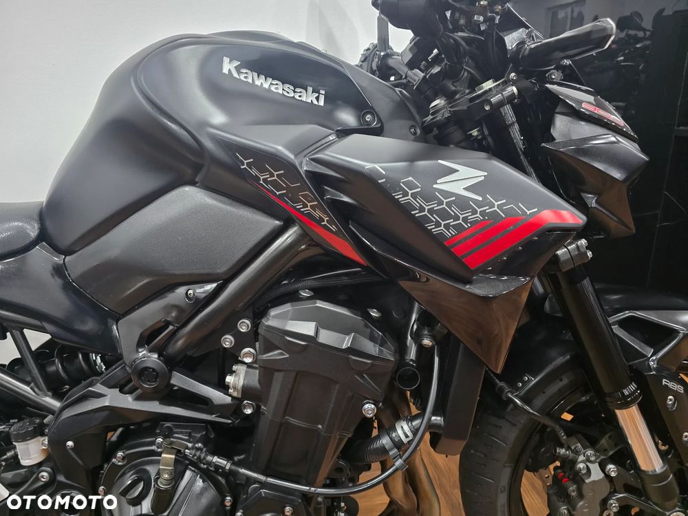 Kawasaki Z - 17
