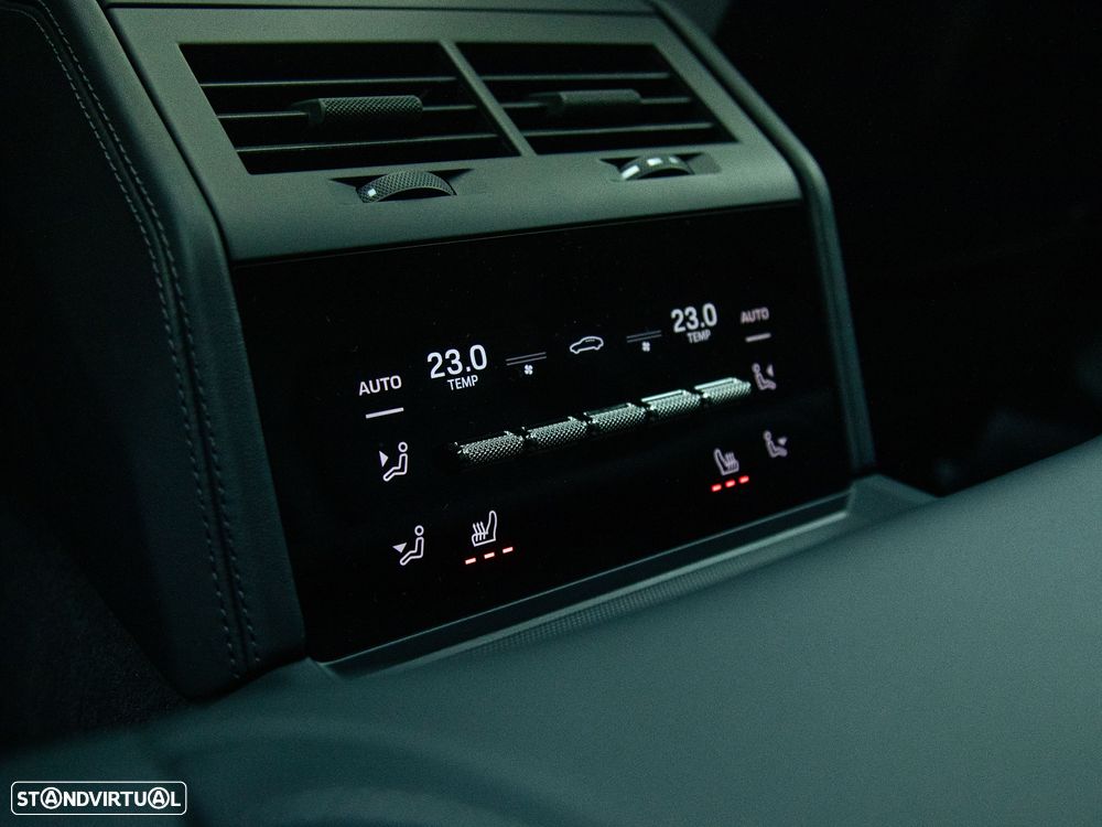 Porsche Panamera Turbo E-Hybrid - 35