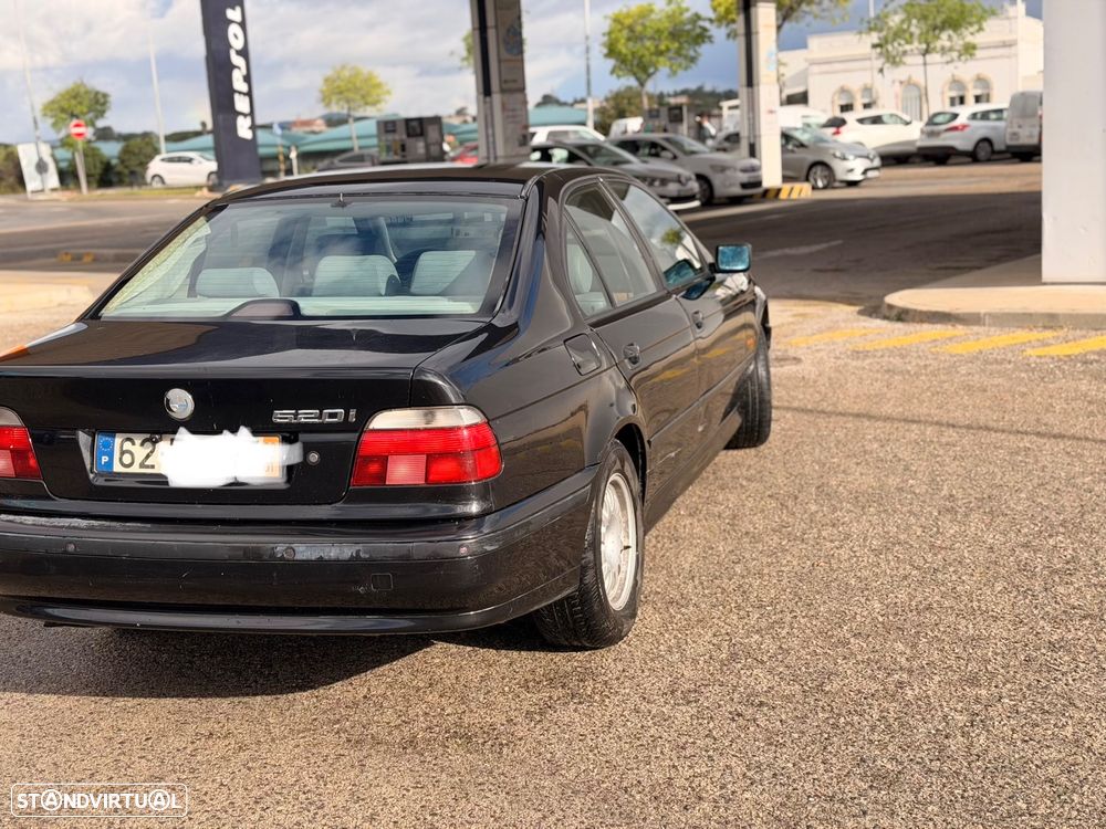 BMW 520 i - 7
