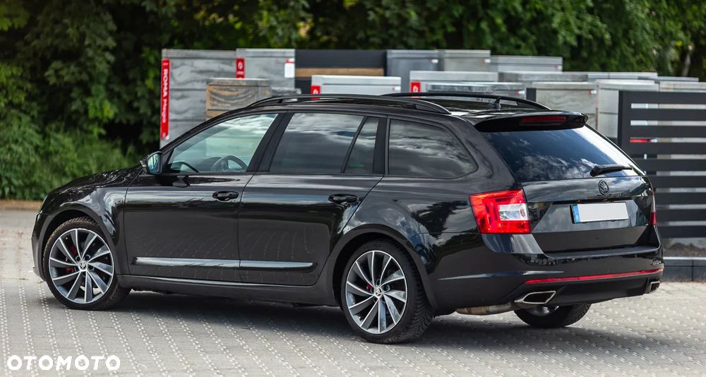 Skoda Octavia 2.0 TDI DSG RS - 15