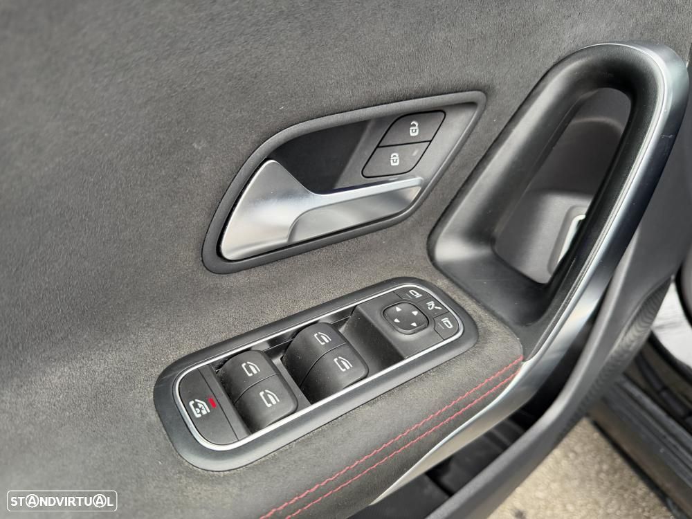 Mercedes-Benz A 250 e 8G-DCT Edition AMG Line - 19