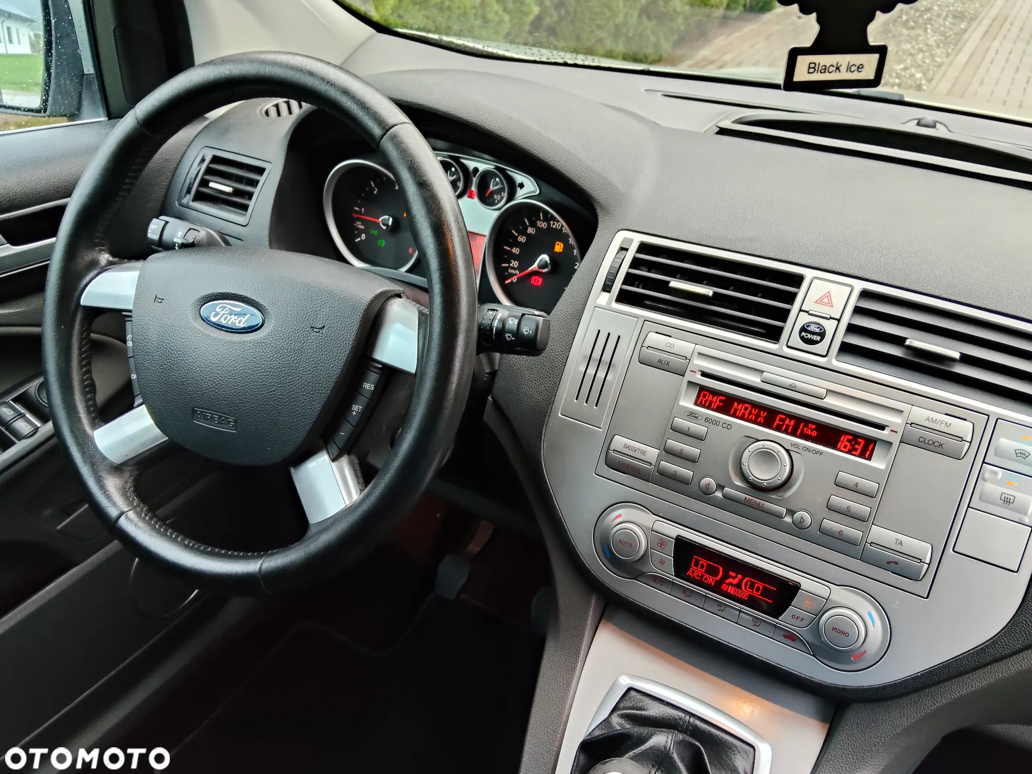 Ford Kuga 2.0 TDCi 4x4 Trend - 20