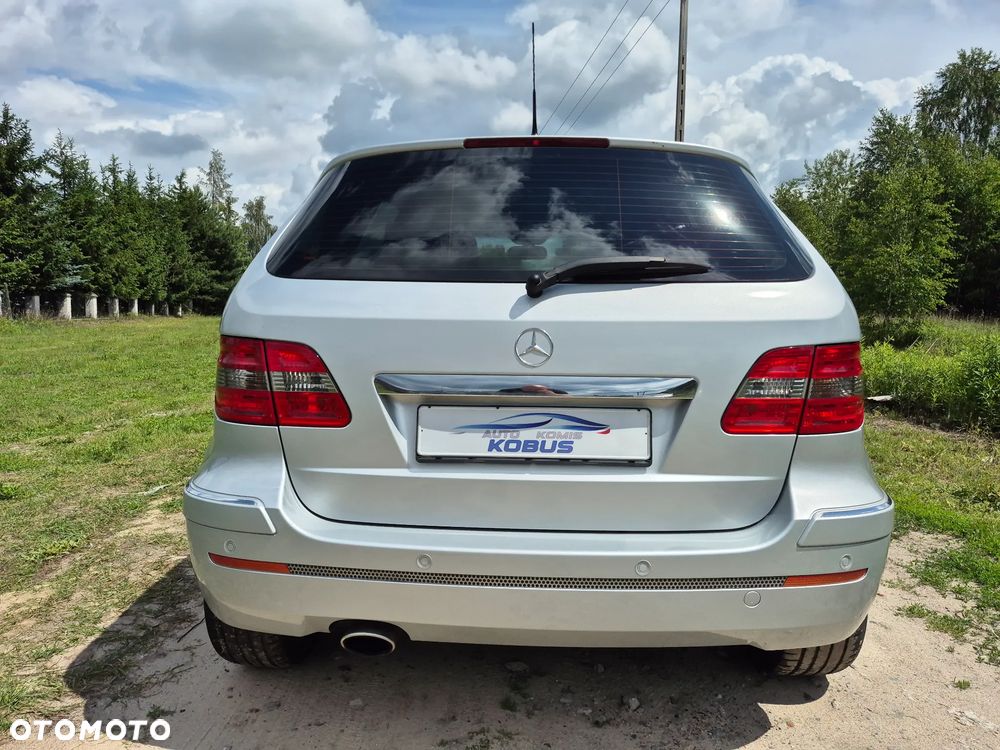 Mercedes-Benz Klasa B 180 BlueEFFICIENCY SPORT EDITION - 13