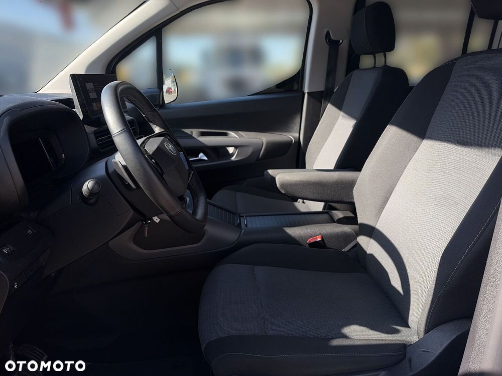 Toyota Proace City Verso Long 1.5 D-4D Family - 16