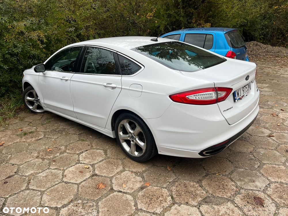 Ford Fusion 2013 photo 2