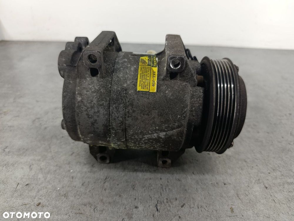 POMPA, SPRĘŻARKA KLIMATYZACJI VOLVO S80 I 8708581  P8684287 2.4 D - 5