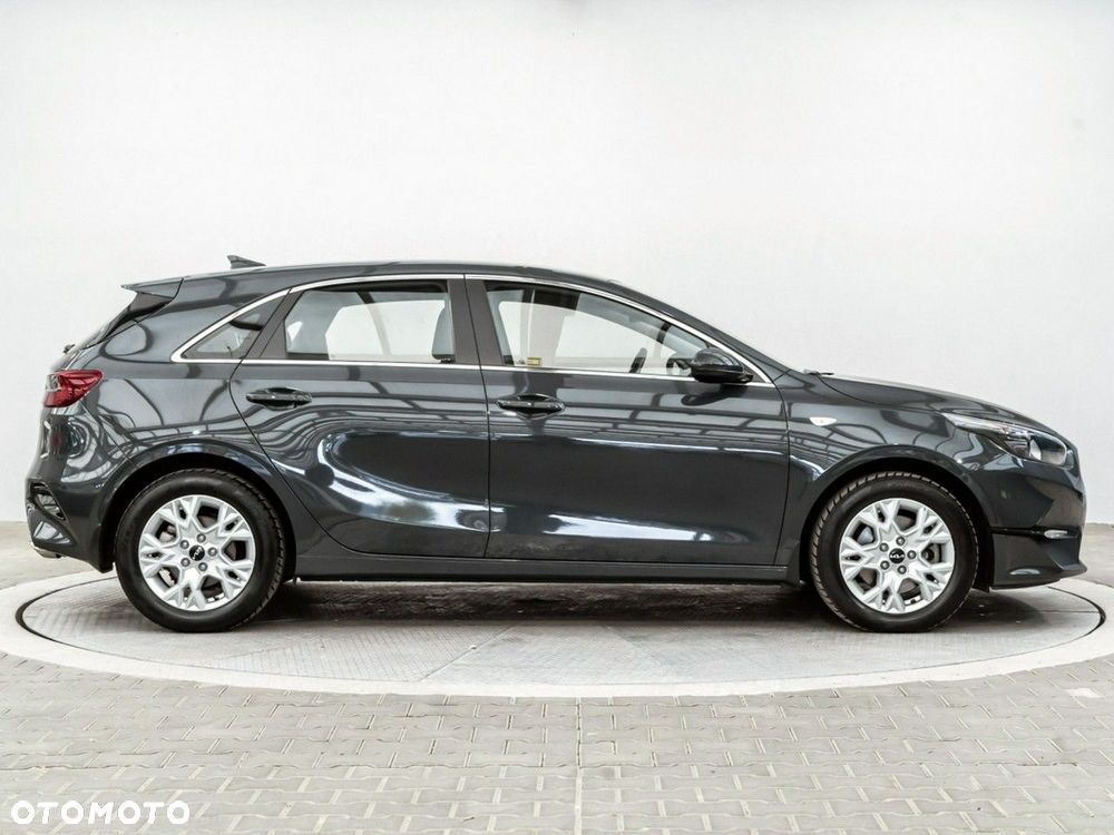 Kia Ceed 1.5 T-GDI M - 2