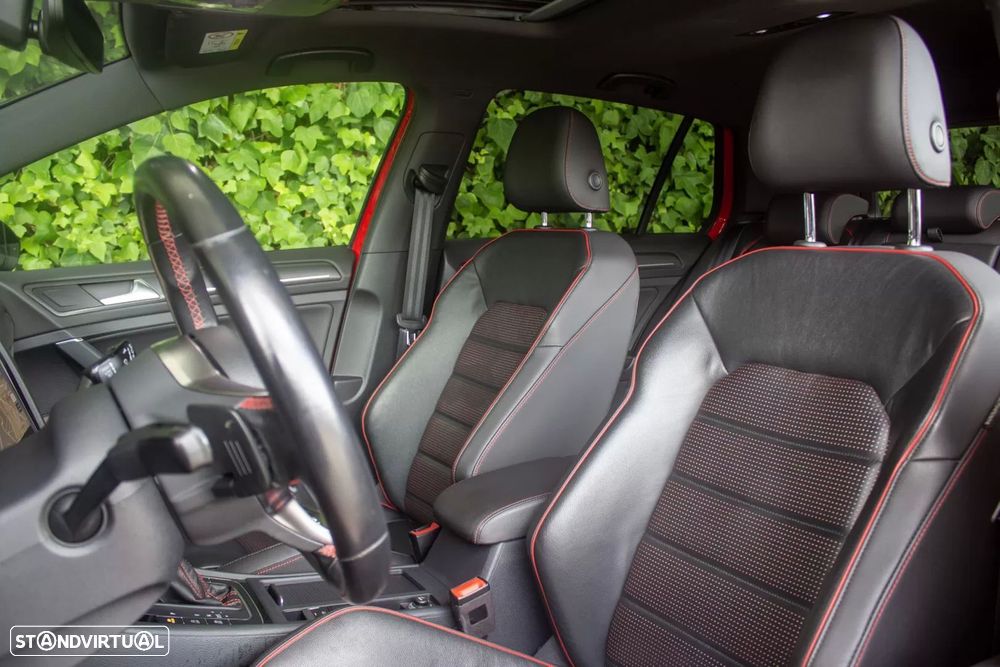 VW Golf 2.0 TSI GTI DSG - 13