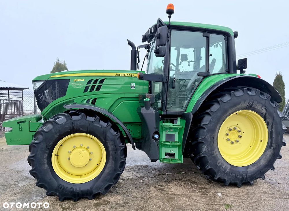 John Deere 6135M - 1