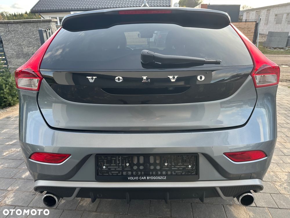 Volvo V40 D2 RDesign - 14