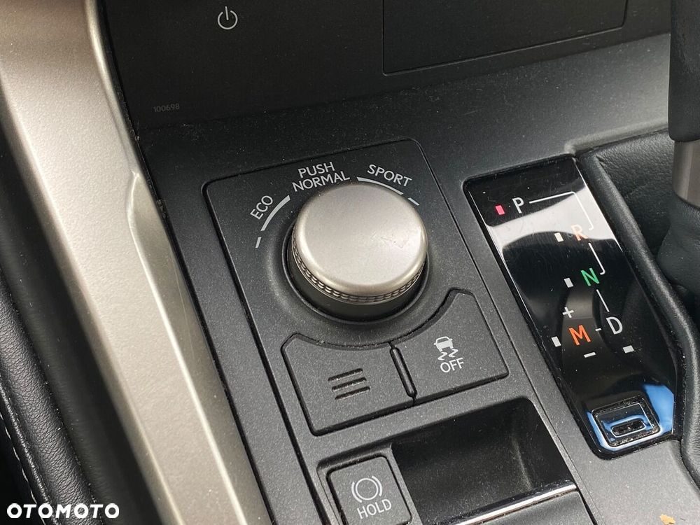 Lexus NX 200t Comfort AWD - 29