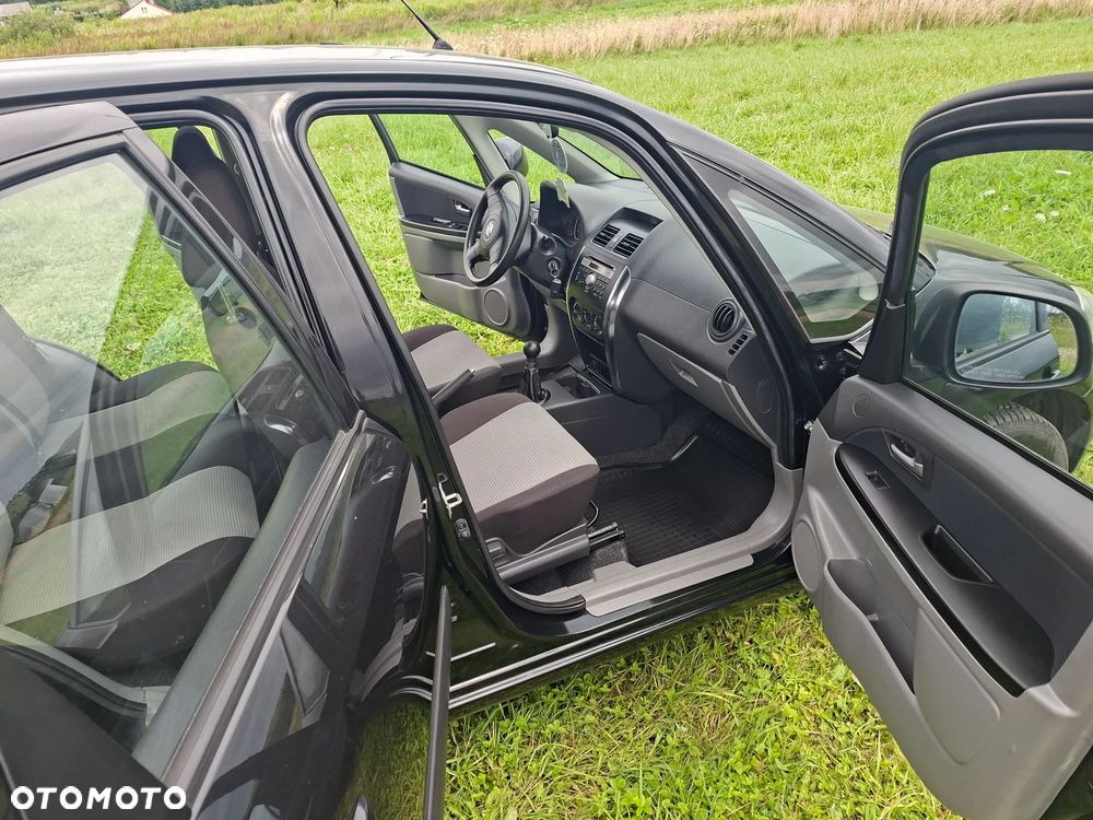 Suzuki SX4 - 19