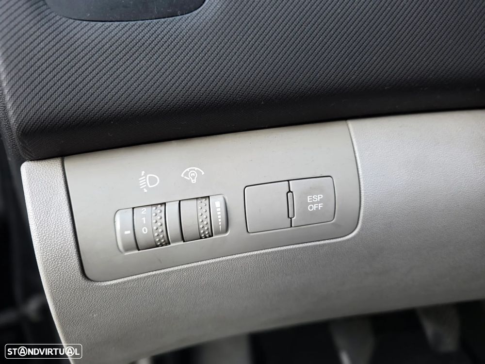 Kia Ceed SW 1.6 CRDi TX - 25