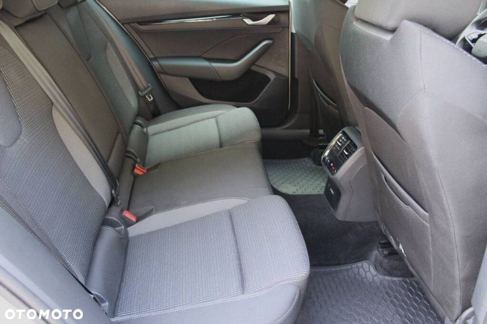 Skoda Octavia - 16