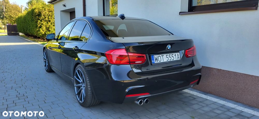 BMW Seria 3 330e iPerformance M Sport - 6