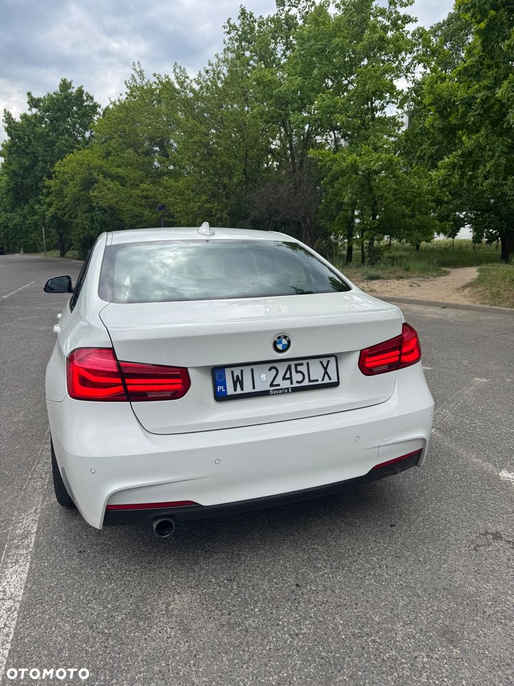 BMW Seria 3 318i - 7