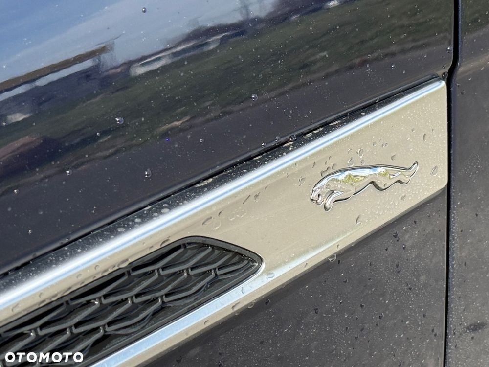Jaguar F-Pace 3.0 P400 mHEV AWD HSE - 11