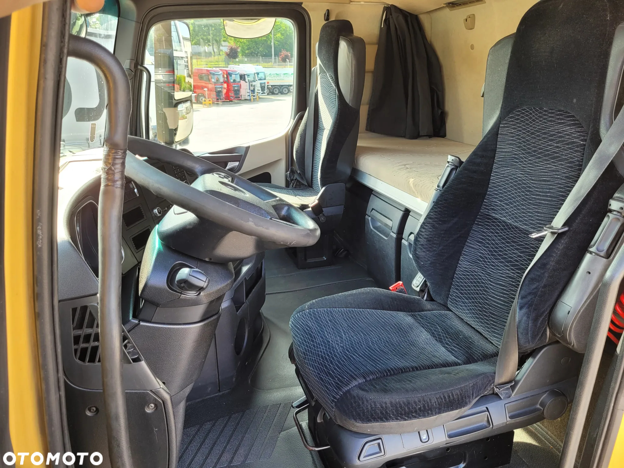 Mercedes-Benz ACTROS 1842 / EURO 6 / MEGA - 7
