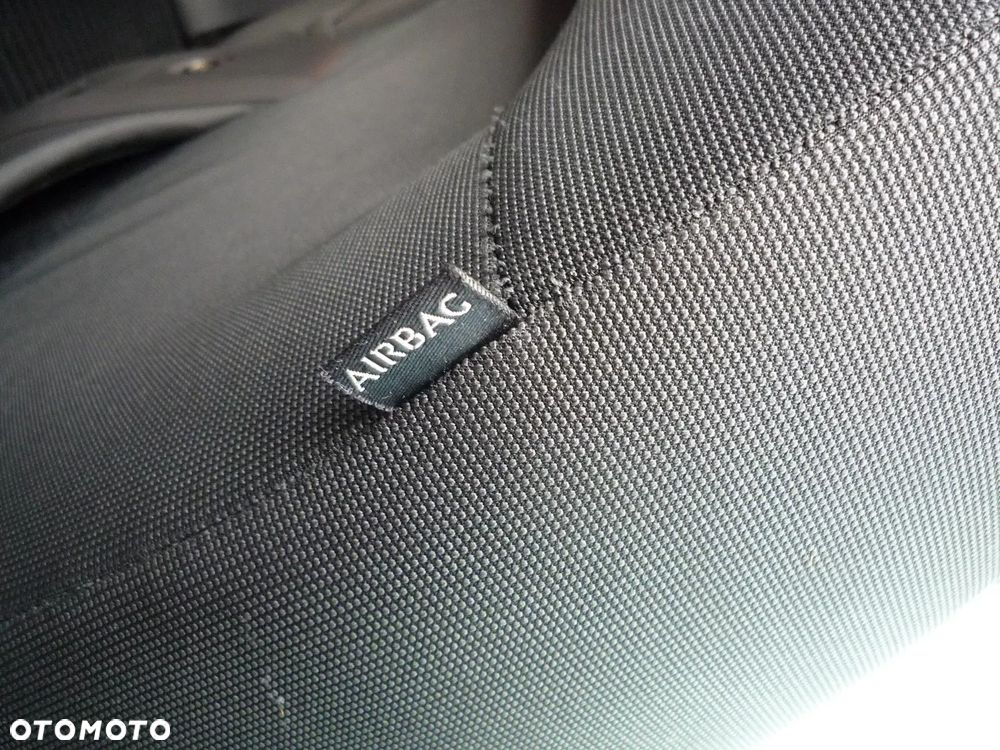 Ford Kuga 2.5 Trend - 27