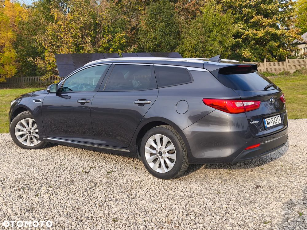 Kia Optima - 15