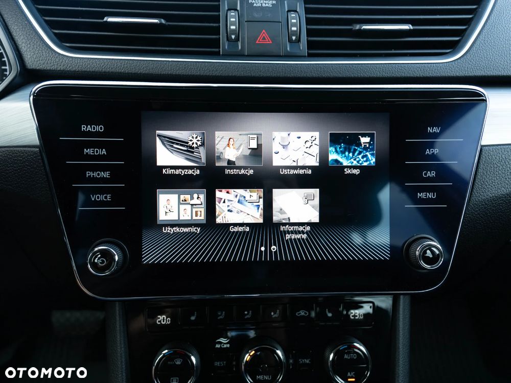 Skoda Superb 2.0 TDI SCR Ambition DSG - 30