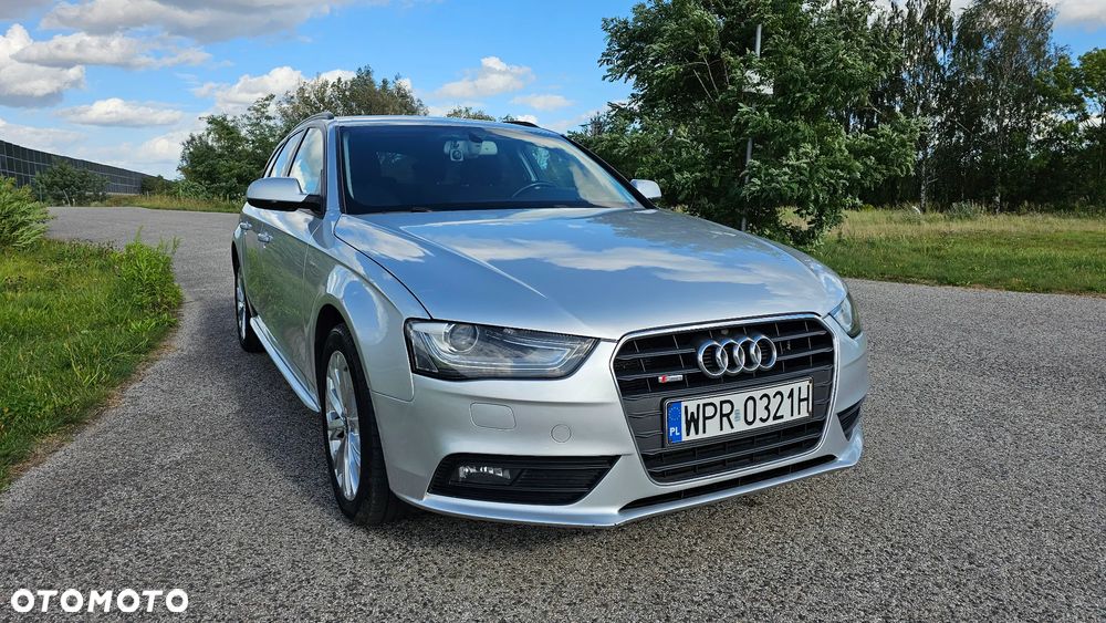 Audi A4 Avant - 10