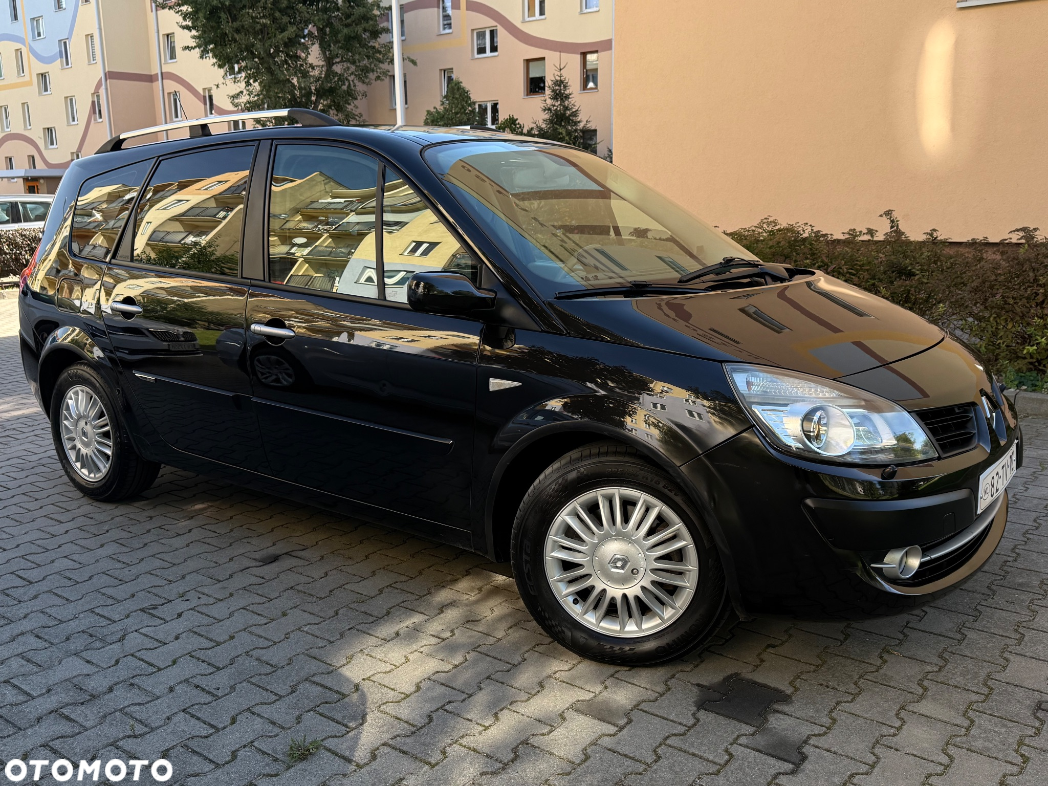 Renault Grand Scenic 2.0 16V Privilege - 2