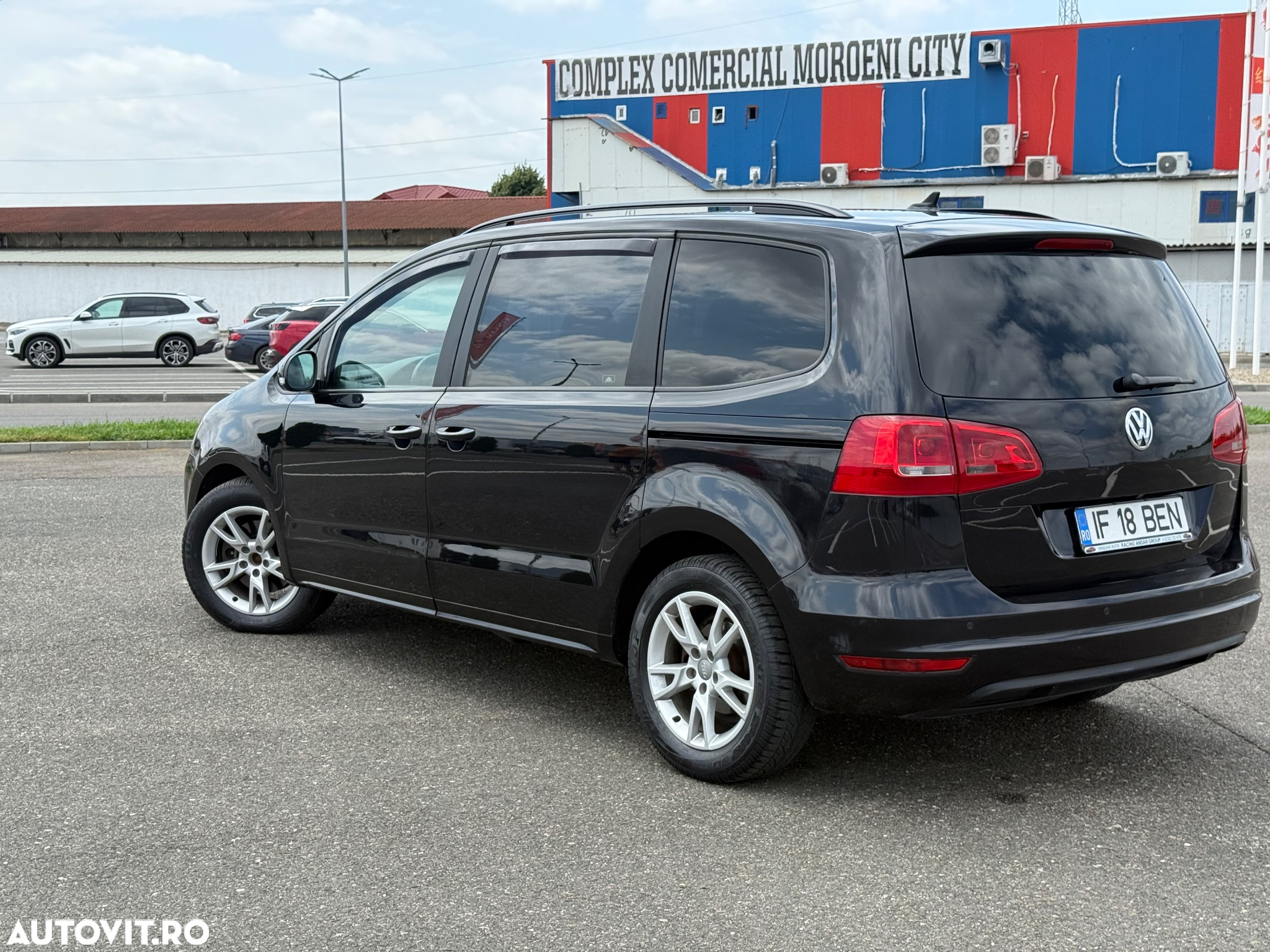 Volkswagen Sharan 2.0 TDI DSG BlueMotion Technology Comfortline - 8