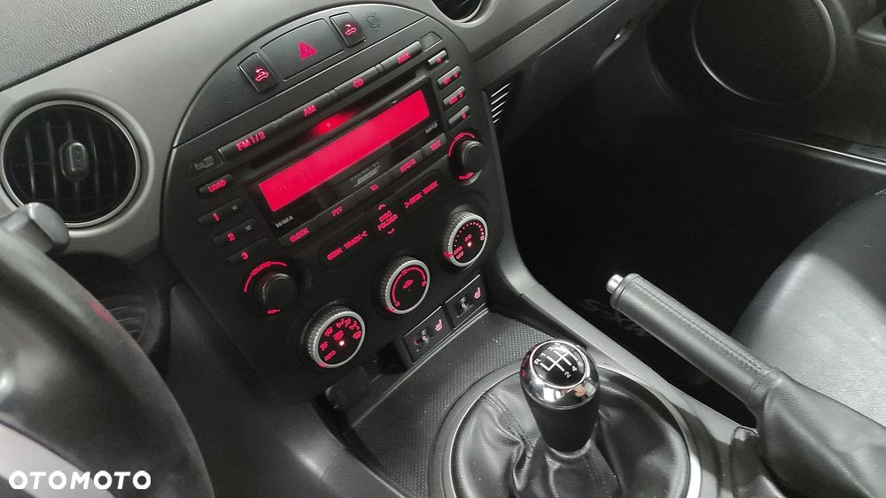 Mazda MX-5 - 16