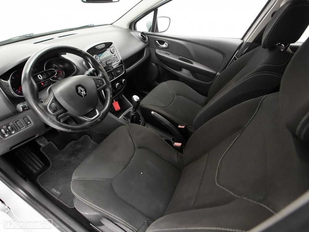 Renault Clio Sport Tourer 1.5 dCi Zen - 6