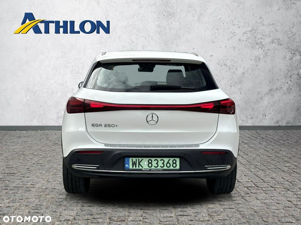 Mercedes-Benz EQA - 4