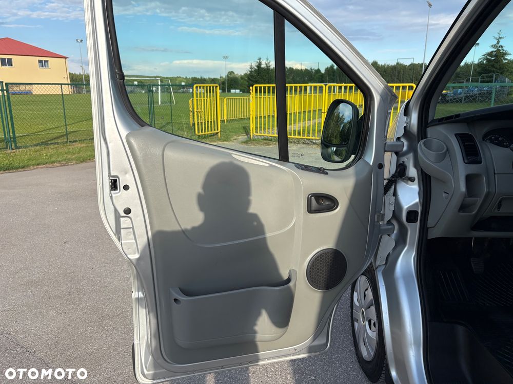 Renault Trafic - 19
