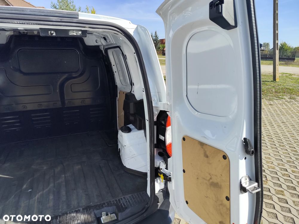 Ford transit Courier - 16