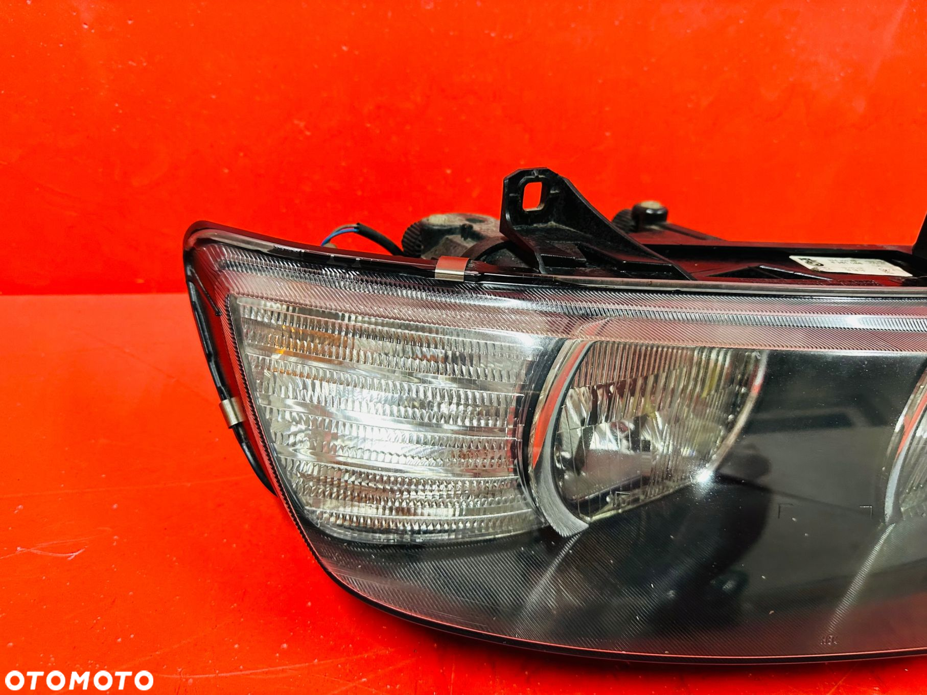 LAMPA PRAWA BMW Z3 LIFT BIAŁY KIERUNEK - 2