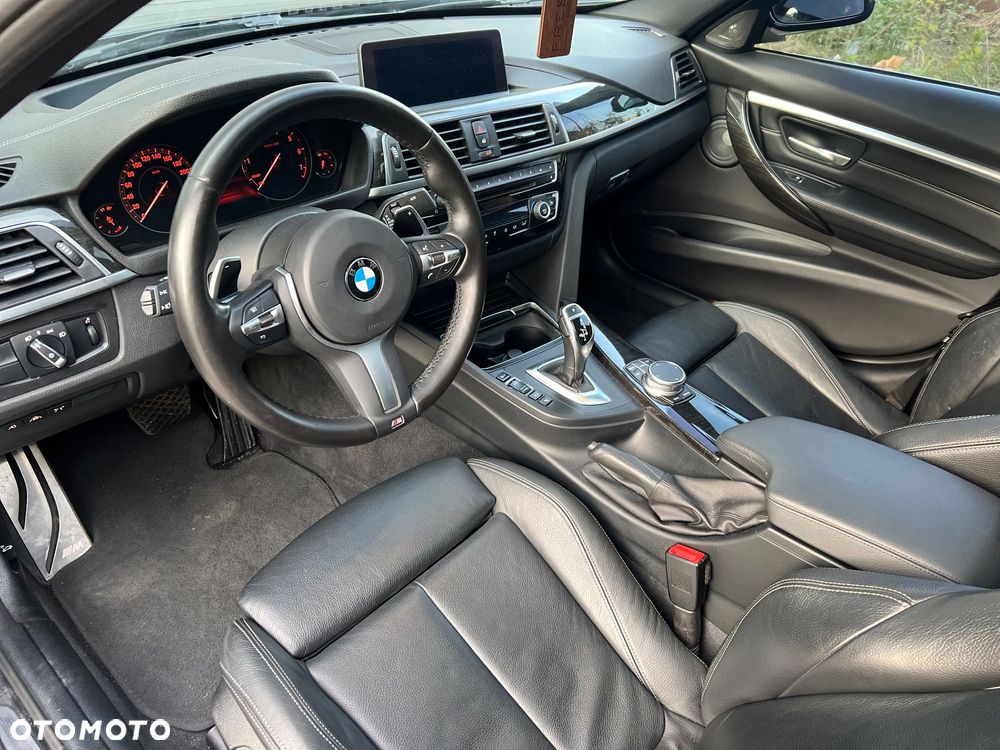 BMW Seria 3 330i xDrive Edition M Sport Shadow - 20
