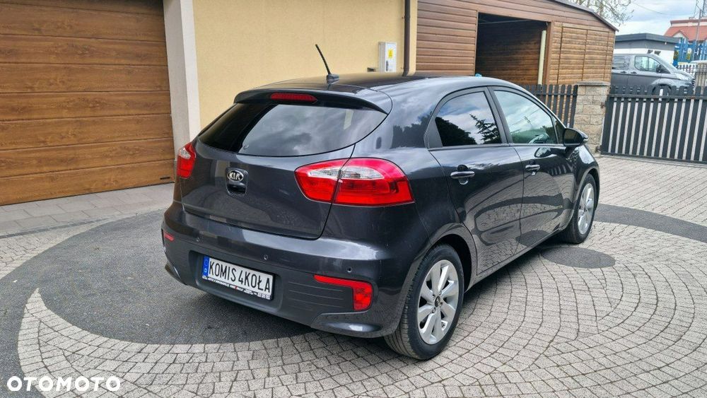 Kia Rio - 6