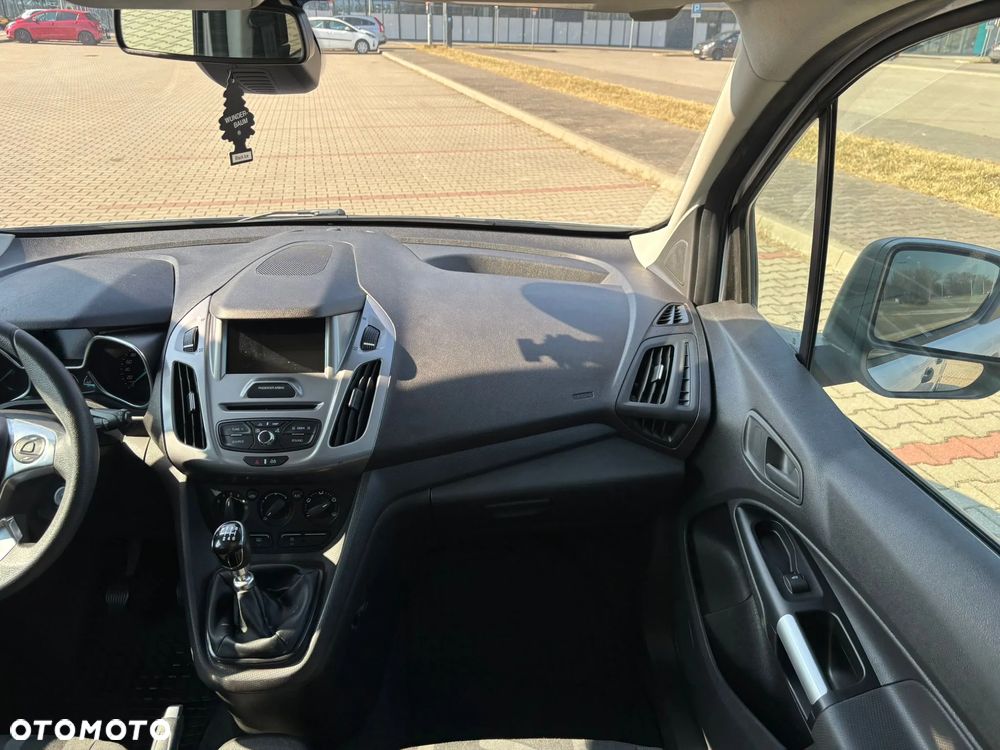 Ford Tourneo Connect Grand - 21