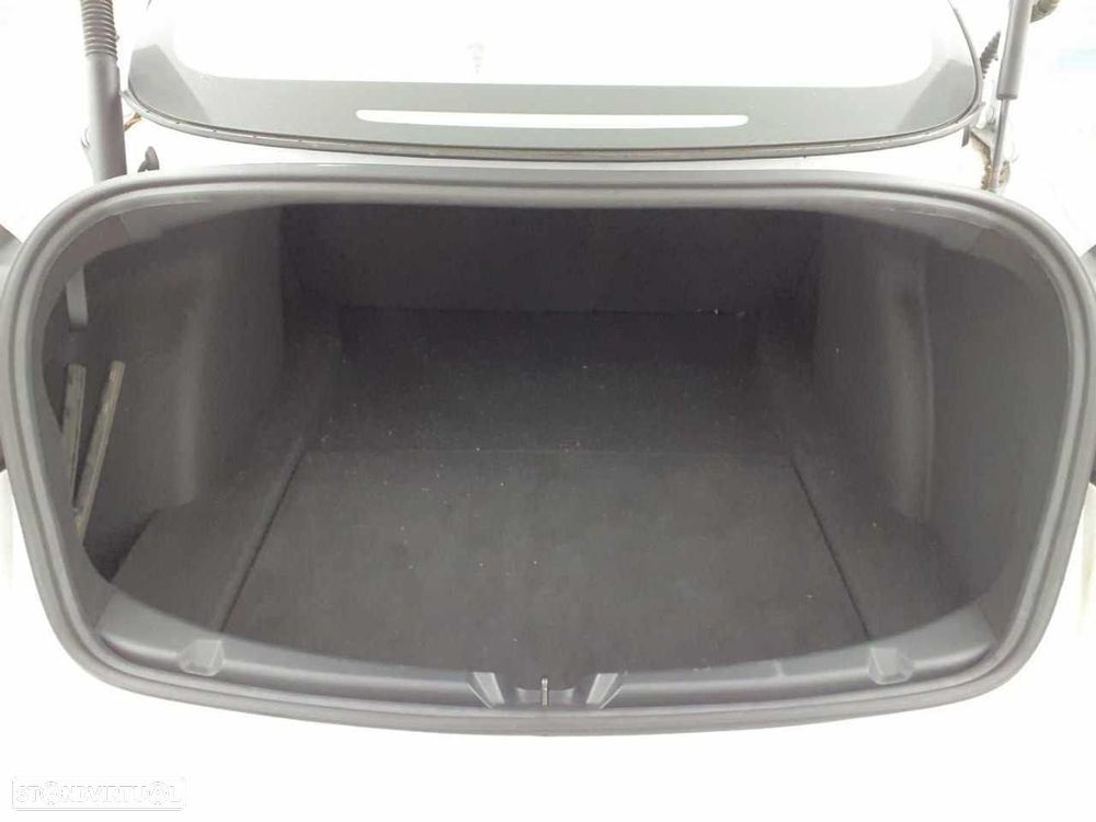 Tesla Model 3 Long Range AWD Dual Motor Performance - 8