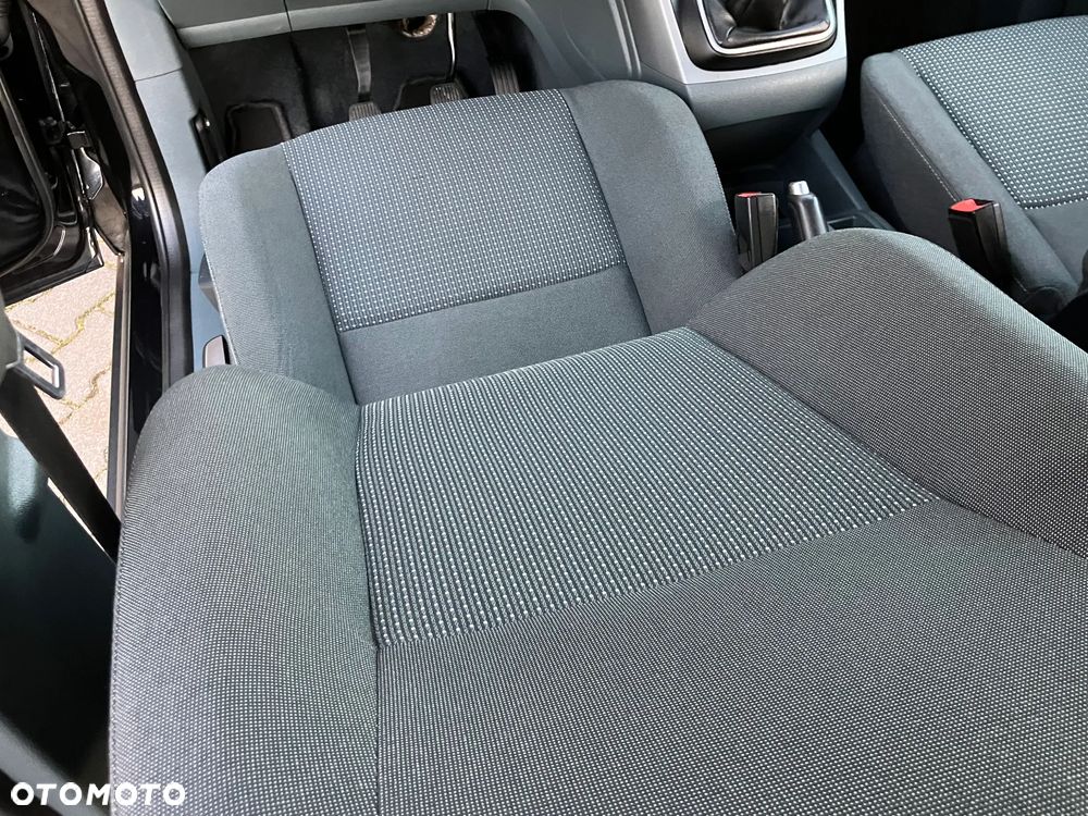 Ford Grand C-MAX - 29