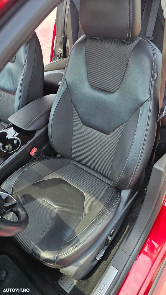 Ford Mondeo 2.0 TDCi Powershift Titanium - 14