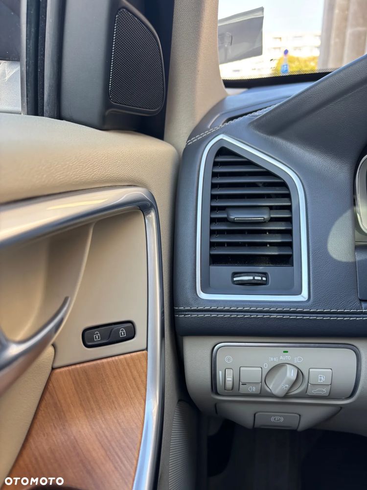 Volvo XC 60 T5 AWD Drive-E Momentum - 17