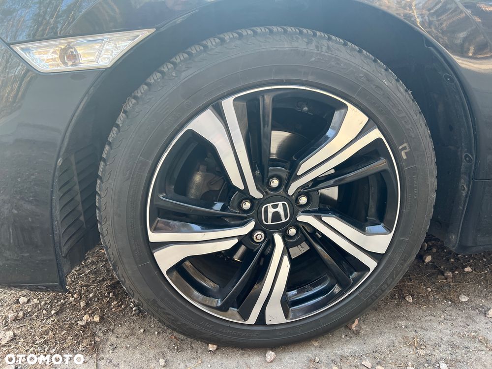 Honda Civic 1.5 T Elegance CVT - 4