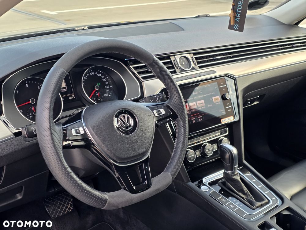 Volkswagen Passat - 5