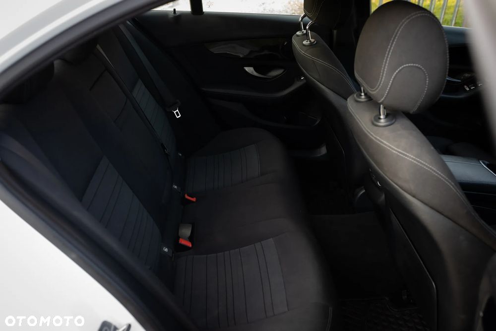 Mercedes-Benz Klasa C 160 9G-TRONIC - 20