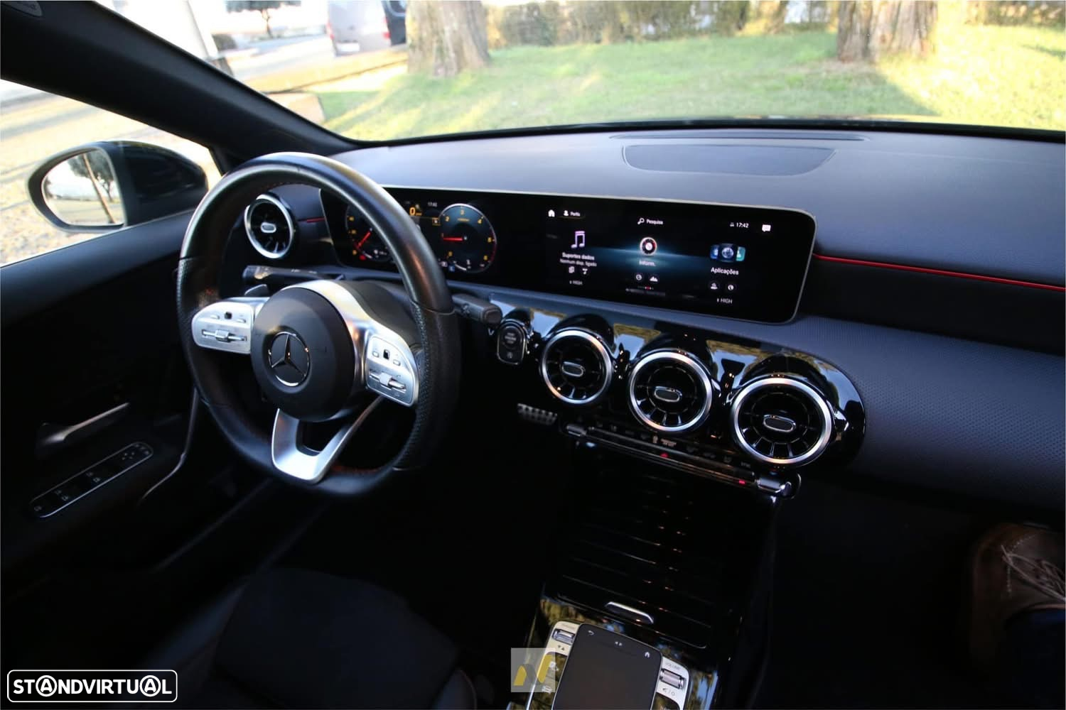 Mercedes-Benz A 180 Limousine d AMG Line Aut. - 23