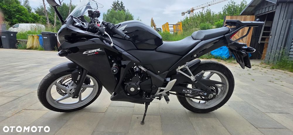 Honda CBR - 10