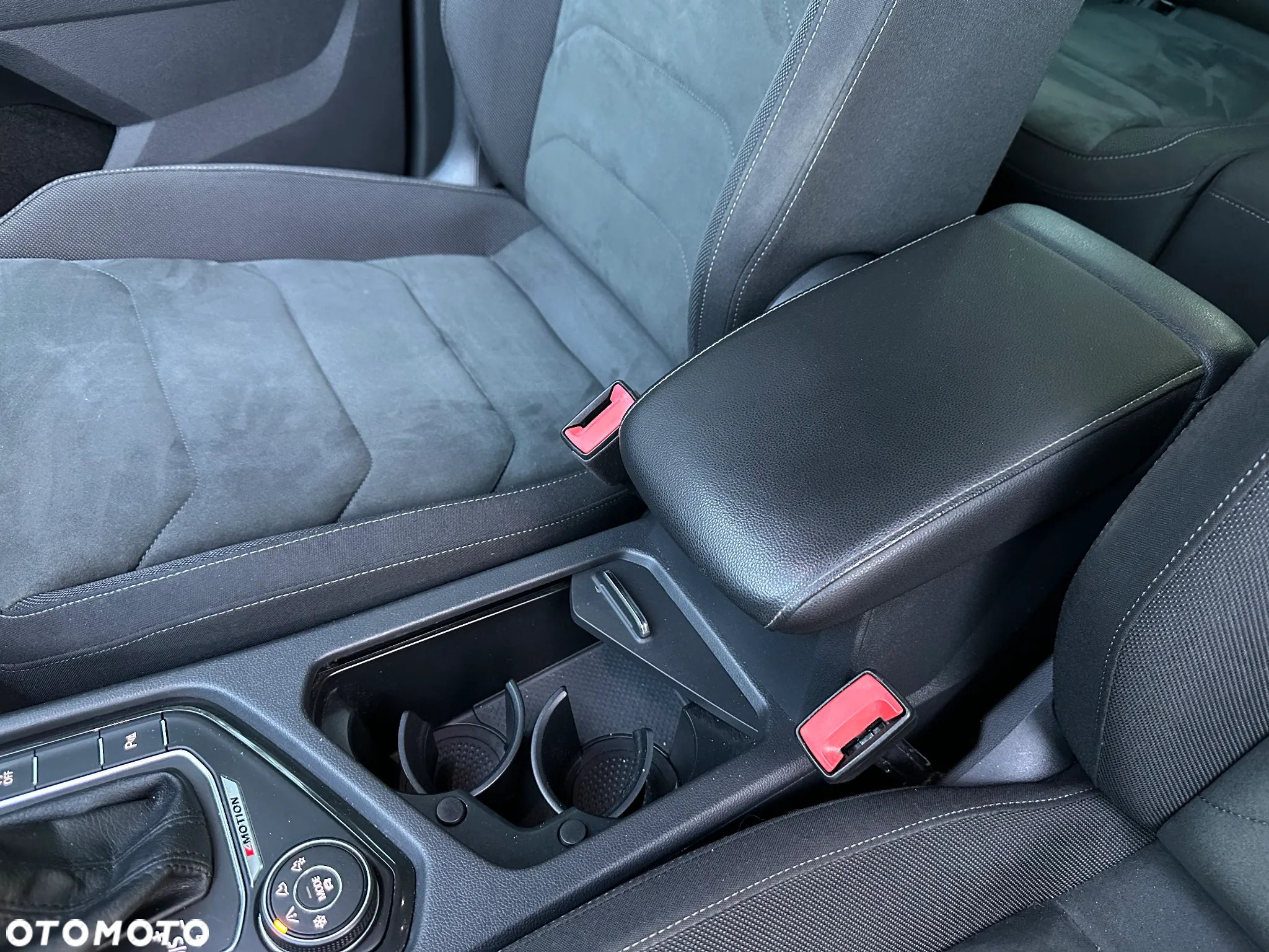 Volkswagen Tiguan 2.0 TSI BMT 4Mot Highline DSG - 33