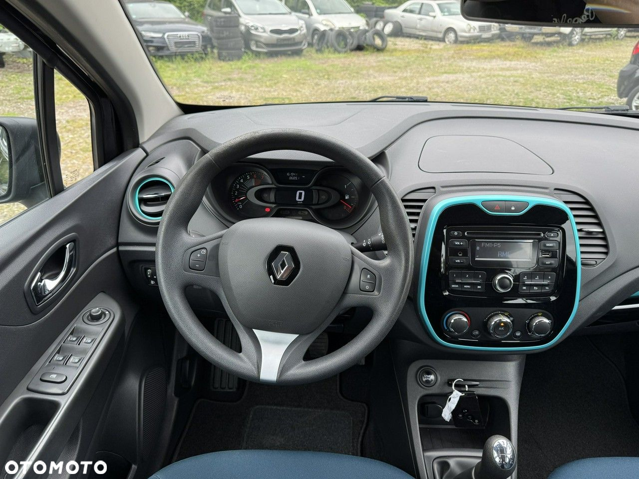 Renault Captur - 26