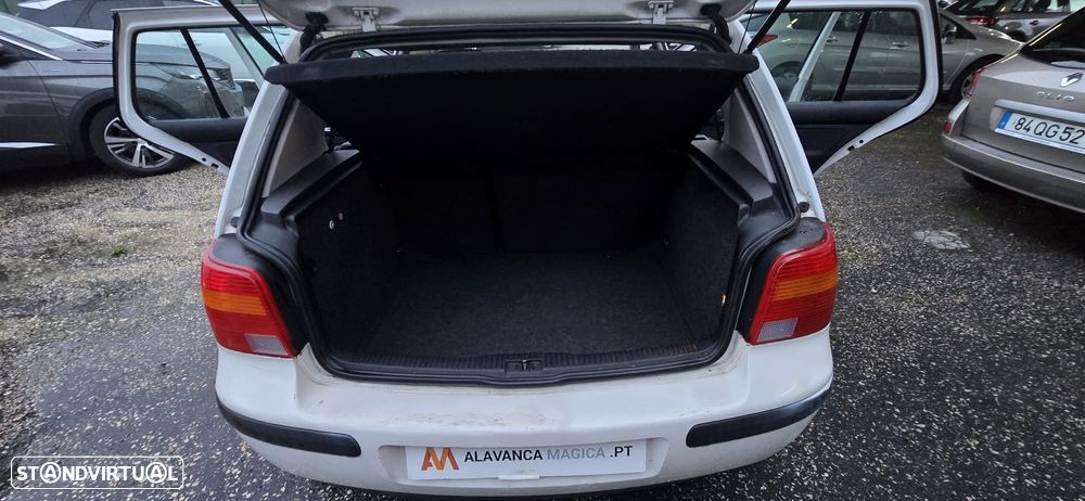 VW Golf 1.4i Confort - 13